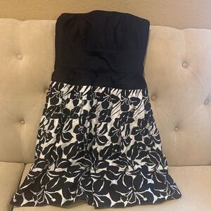 White House Black Market Strapless Black and White Dress